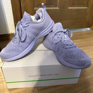 APL Techloom Pro, Bellflower Colorway, Size 10(W)/8.5(M)